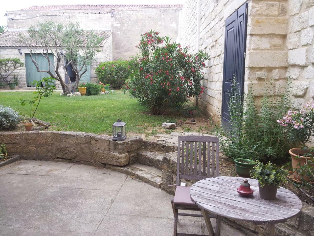 Chambres De Charme Chez L'Habitant Baillargues Kültér fotó